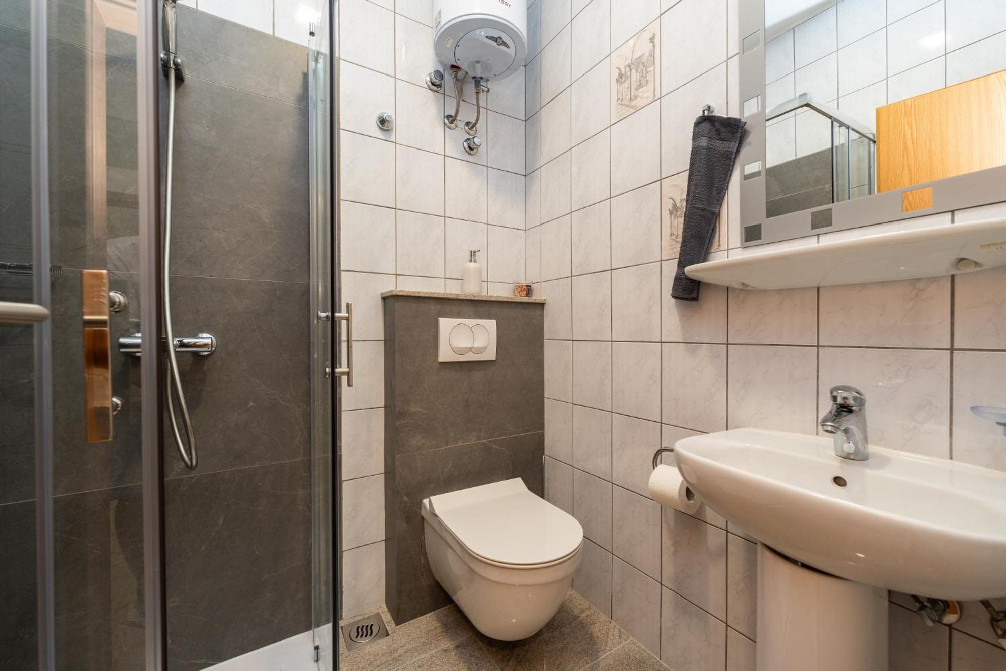 Apartments Cvetka Новаля Екстериор снимка